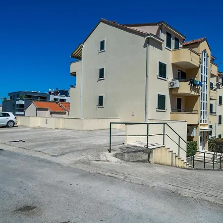 Elly Apartamento *